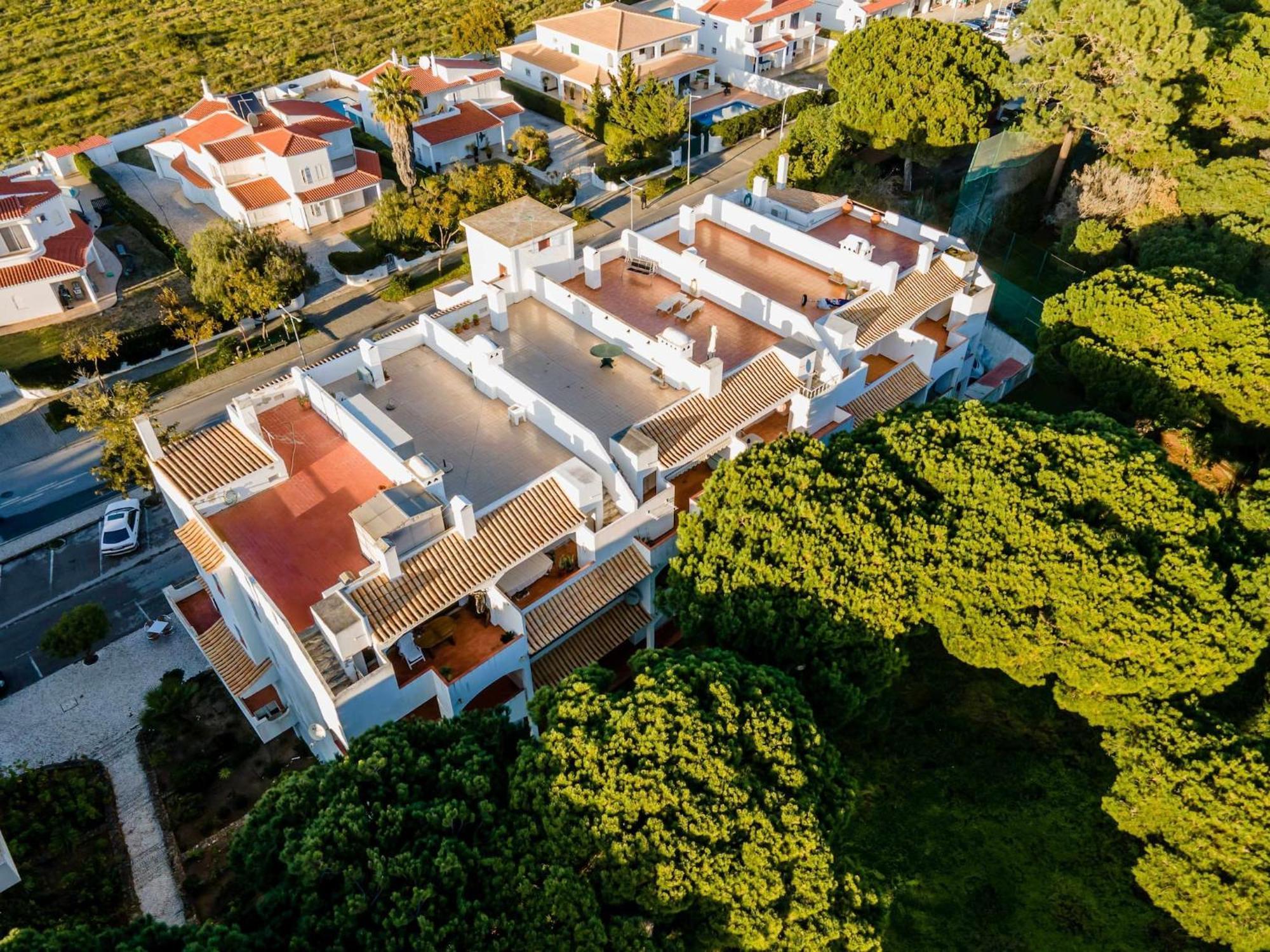 Casa Falesia T2 - Garden View - 5 Min From The Beach - Wifi 올류스 데 아구아 외부 사진